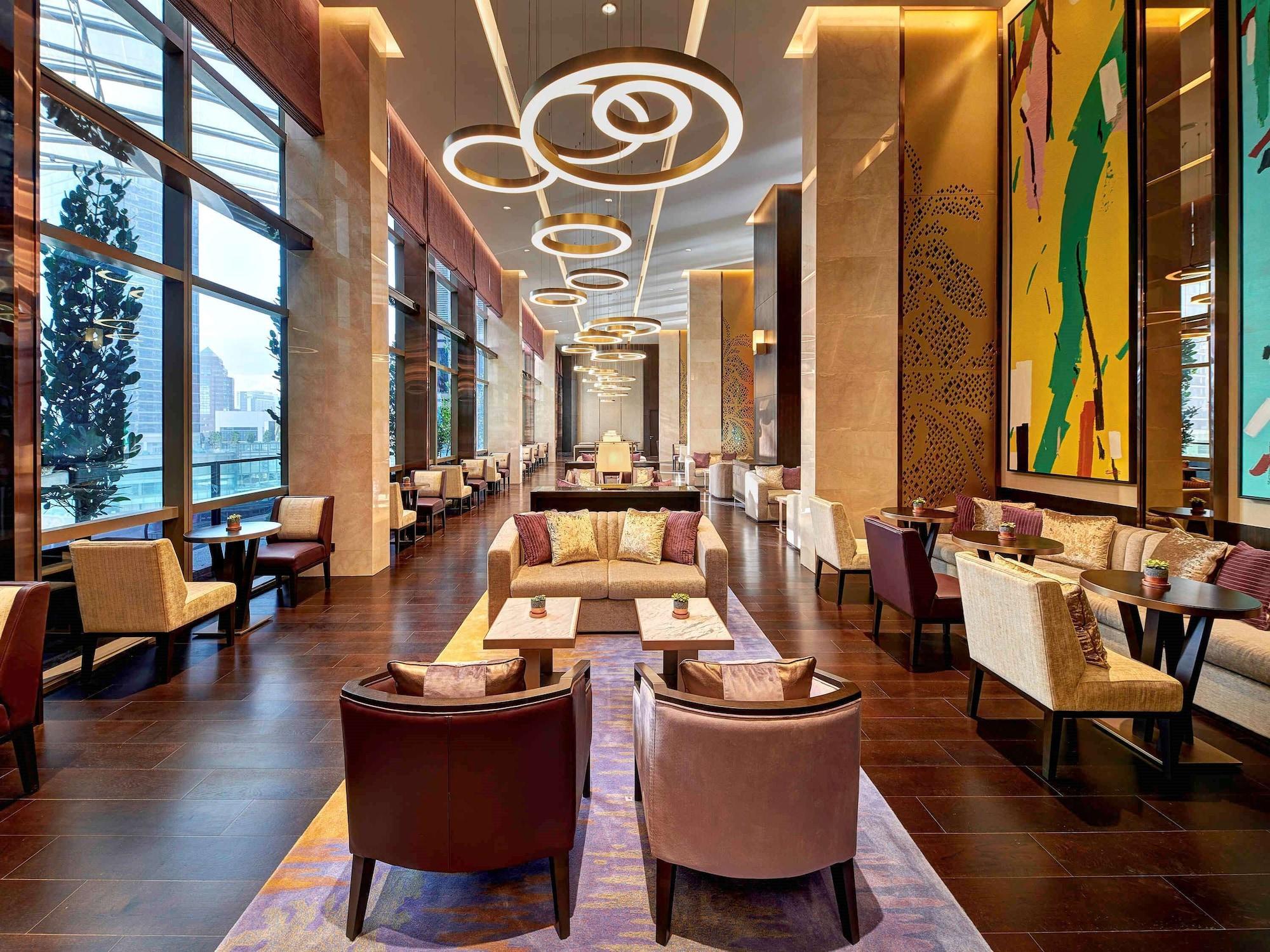 Pavilion Hotel Kuala Lumpur Managed By Banyan Tree Экстерьер фото The Lounge at the airport